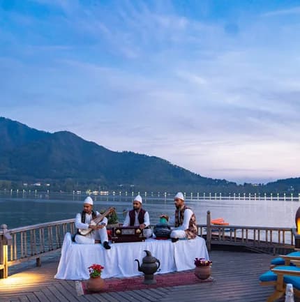 Sukoon Houseboat Image